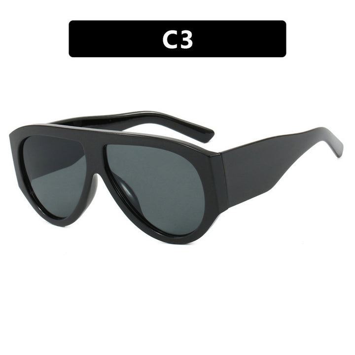 Women extravagant oversized sunglasses with angled frame Stornfield