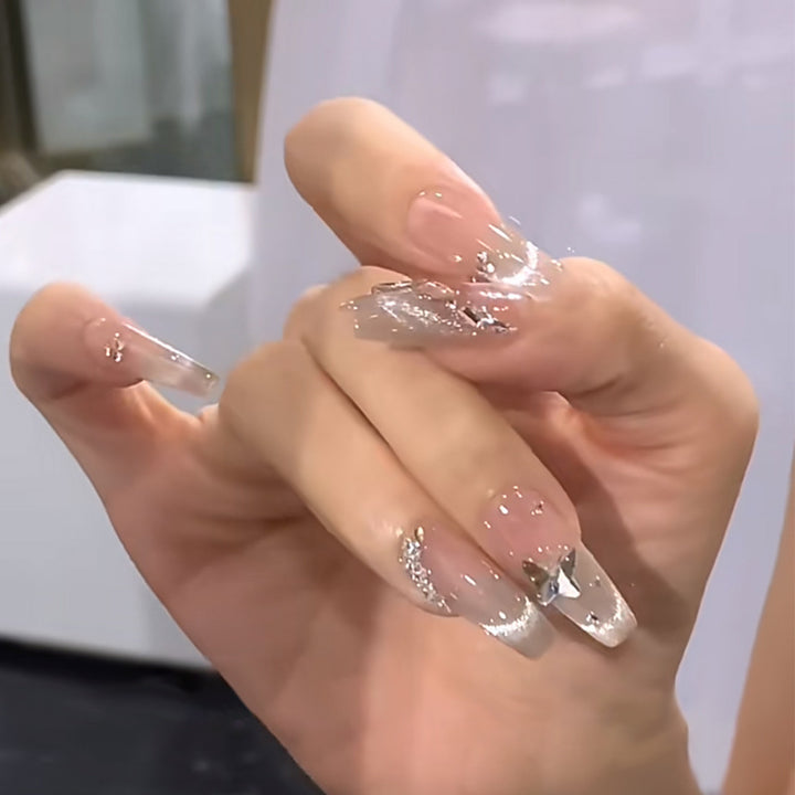 Artificial artificial nails with heart design Stornfield