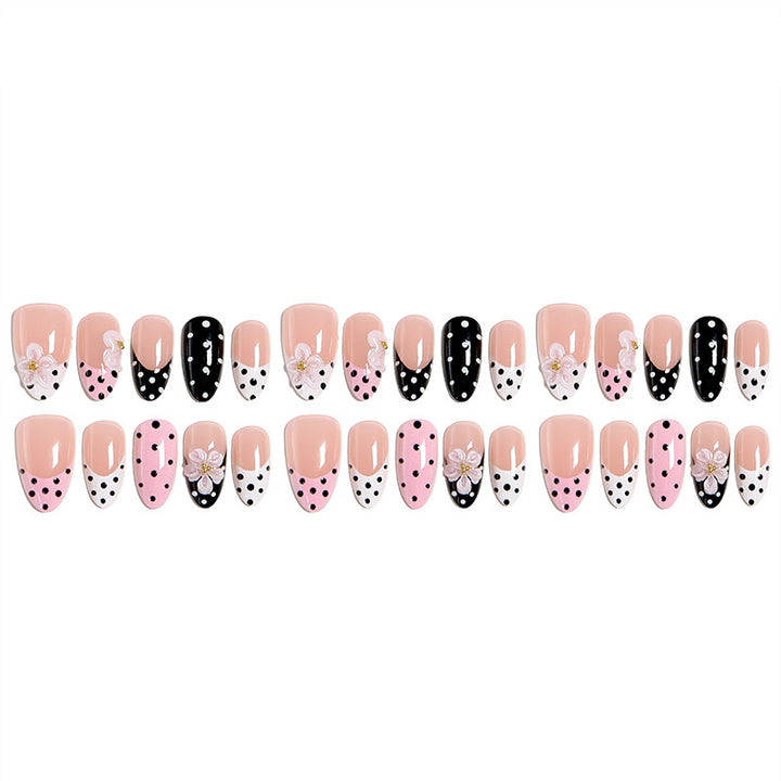 Artful nail tips in elegant design Stornfield
