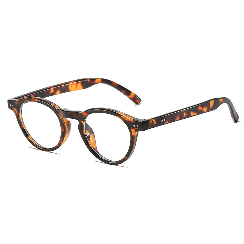 Vintage-Inspired Clear Frame Glasses Stornfield