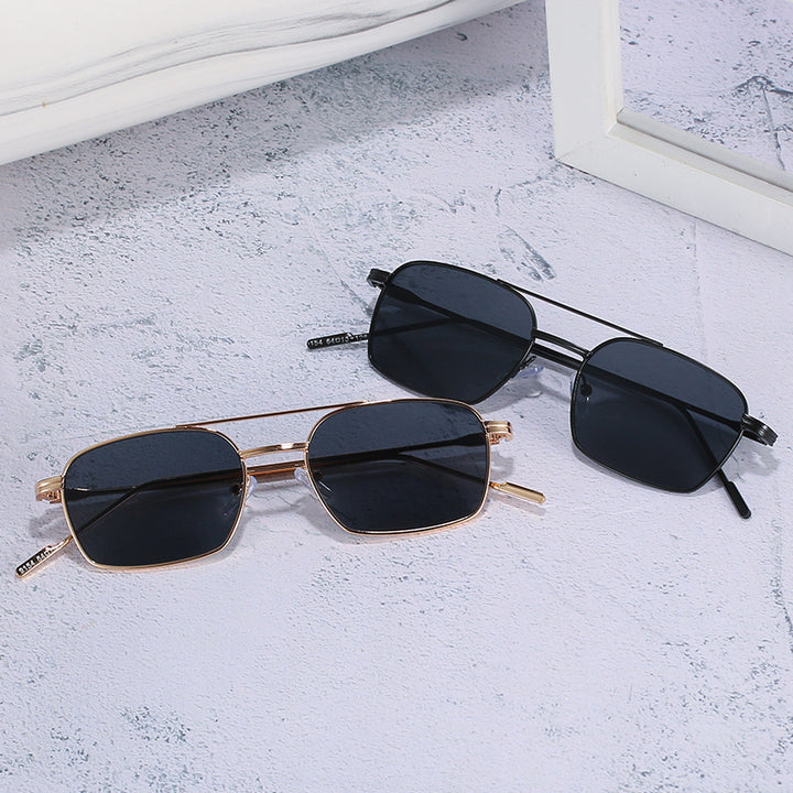 Elegant Geometric Frame Sunglasses Stornfield