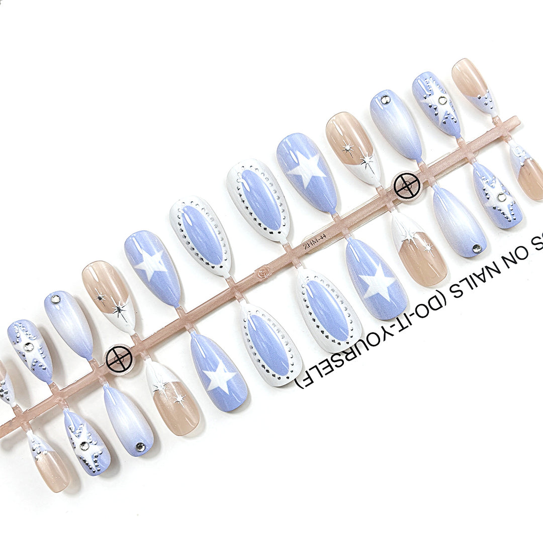 Elegant Press-On Nail Art Kit Stornfield