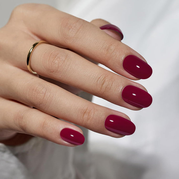 Glossy Oval-Shaped Nail Enhancements Stornfield