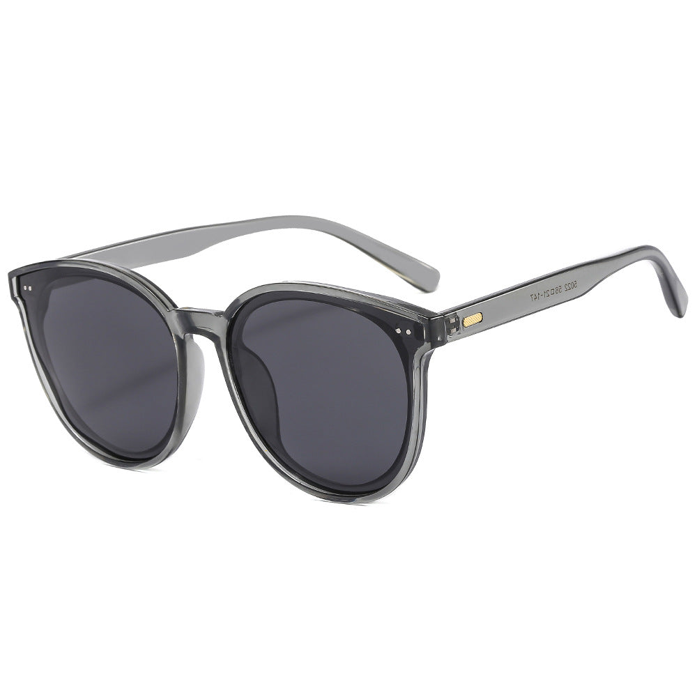 Women's Stylish Sunglasses with Large, Elegant Frame Stornfield