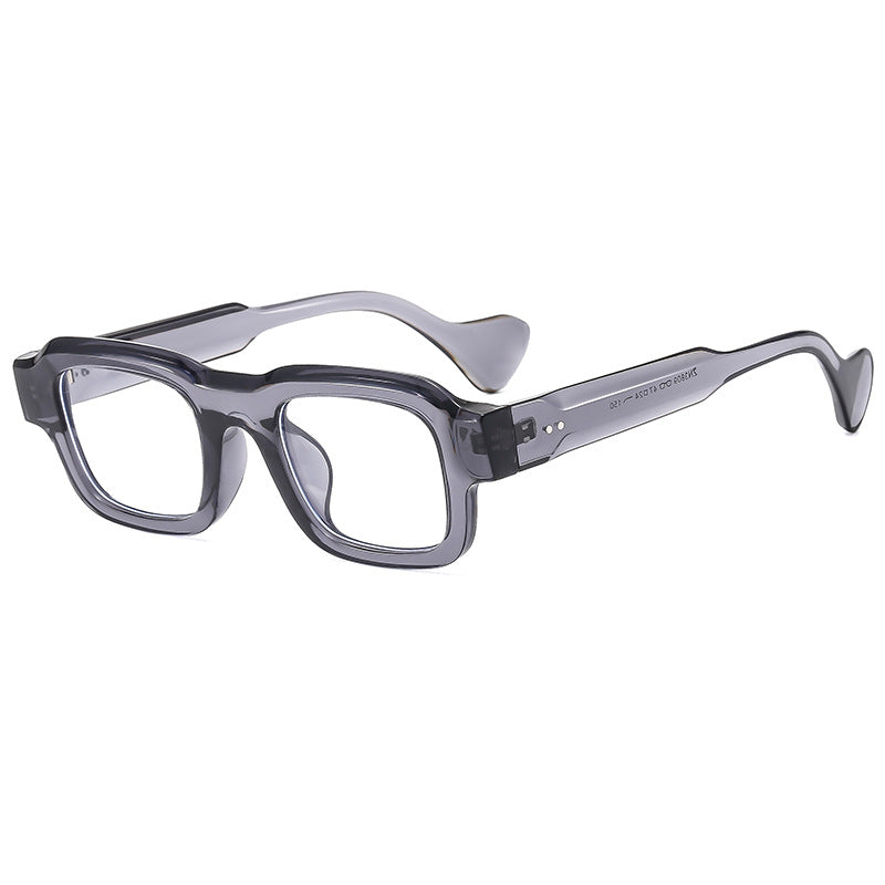 Women Retro-inspired sunglasses in striking design Stornfield