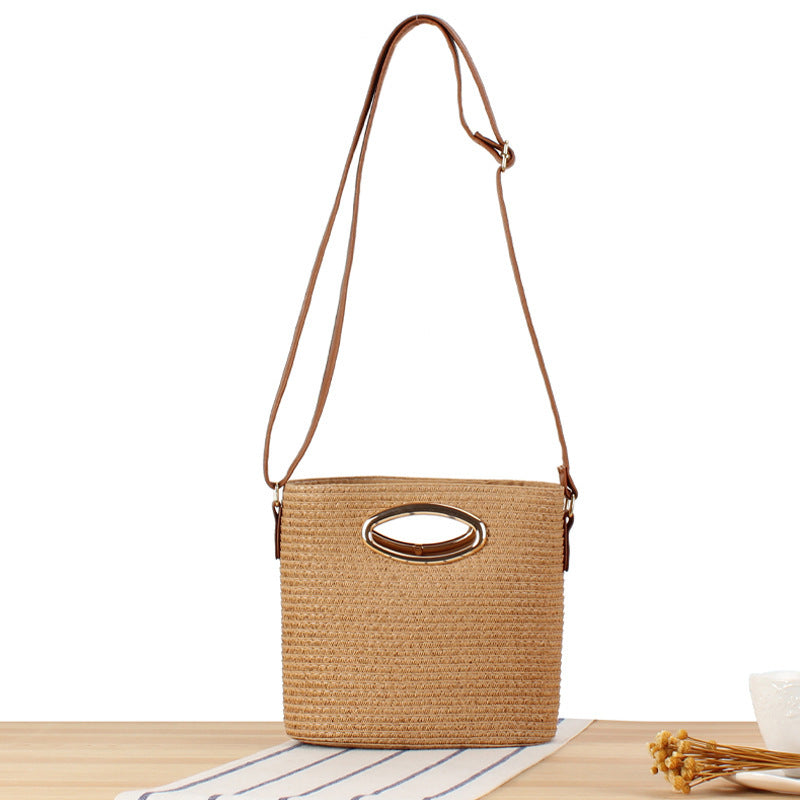 Shoulder bag made of hand-woven natural material with elegant ring closure Stornfield