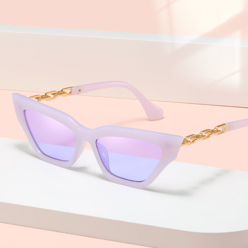 Women edgy cat-eye sunglasses with golden details Stornfield