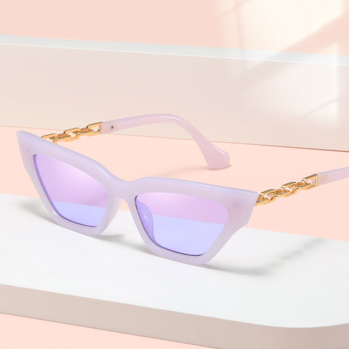 Women edgy cat-eye sunglasses with golden details Stornfield