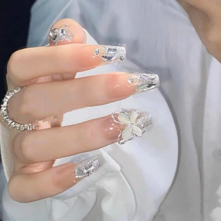 Artificial Nails Set with Elegant Butterfly Decoration Stornfield