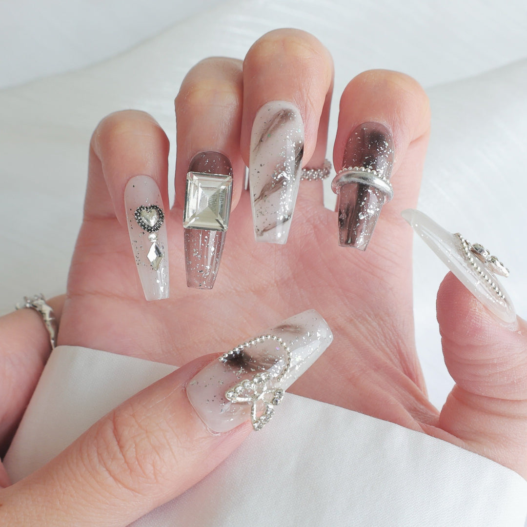 Stylish Press-On Nail Set with Geometric Rhinestone Accents
