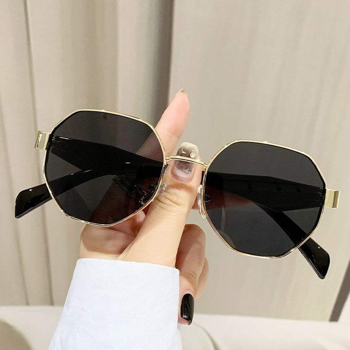 Women's fashionable sunglasses with high-quality rectangular frame and UV protection Stornfield