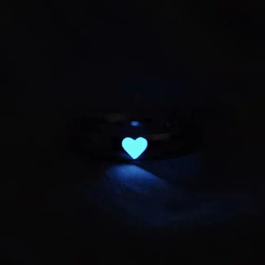 Stylish ring with heart motif Stornfield