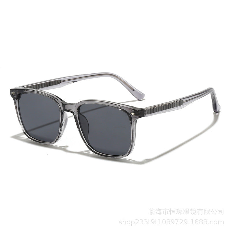 Women's robust sunglasses in modern retro design Stornfield