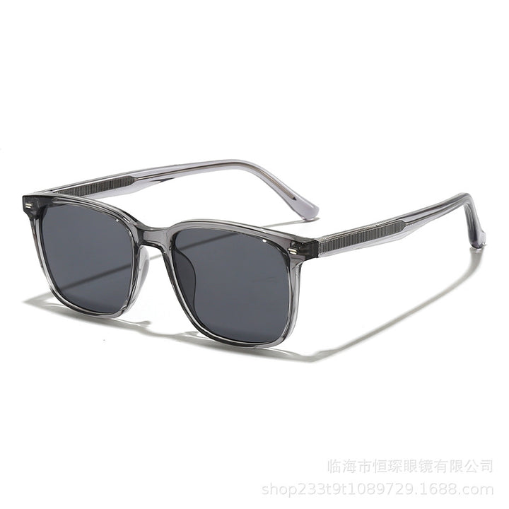 Women's robust sunglasses in modern retro design Stornfield