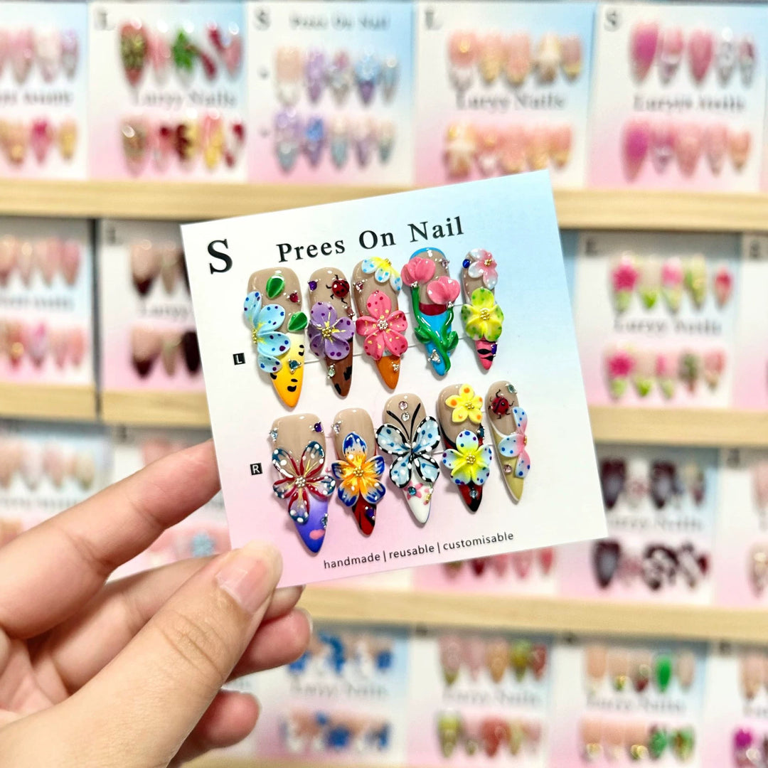 Artistic Floral Press-On Nails Set  1791773317