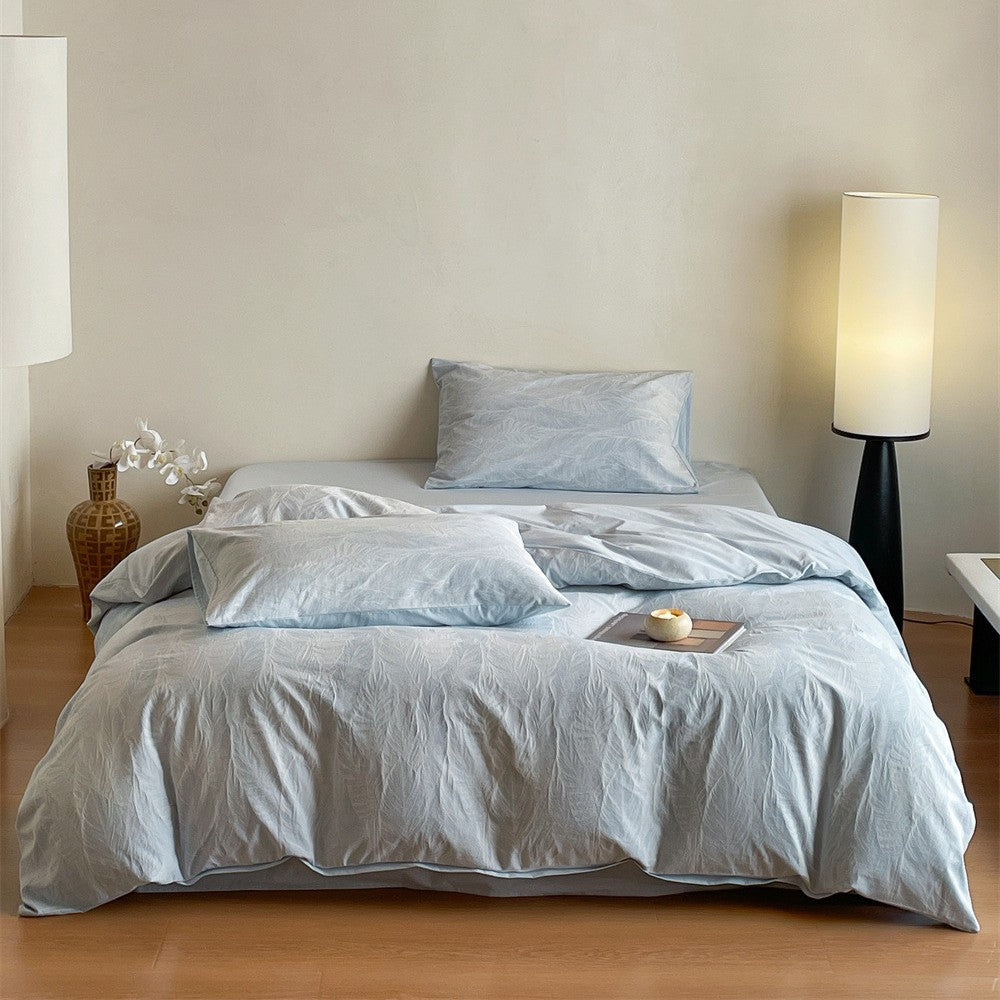 Breathable premium cotton percale bed set with fine leaf relief structure