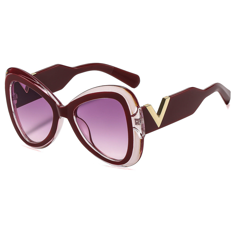 Women Cat-Eye Sunglasses with Luxurious Frame and Mirrored Lenses Stornfield
