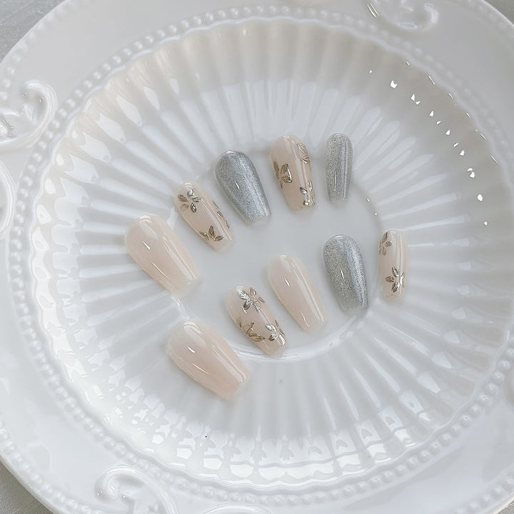Luxe Floral Press-On Nail Art Set
