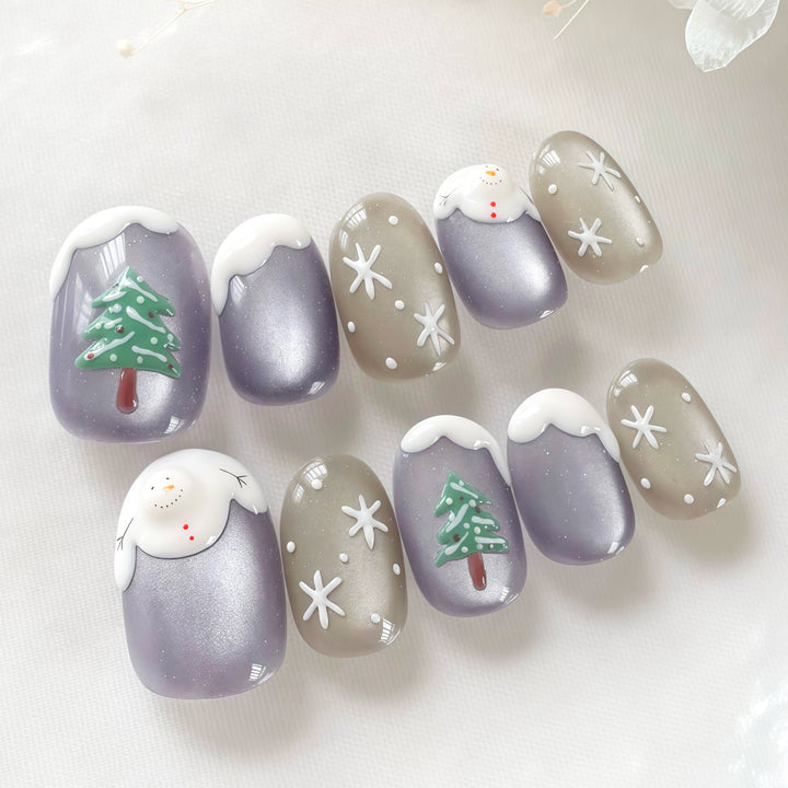 Holiday-Themed Press-On Nail Art Collection