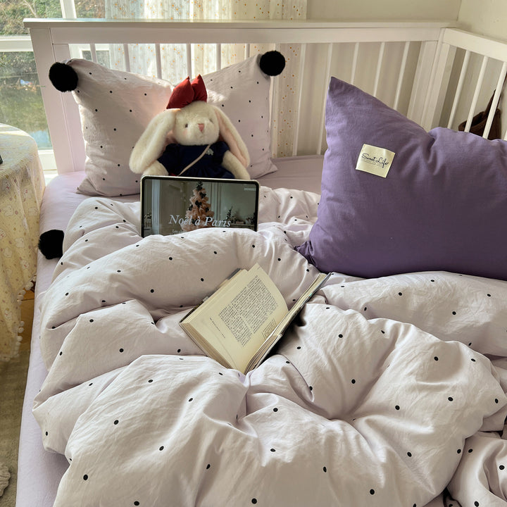 Cozy Dotted Comforter Set