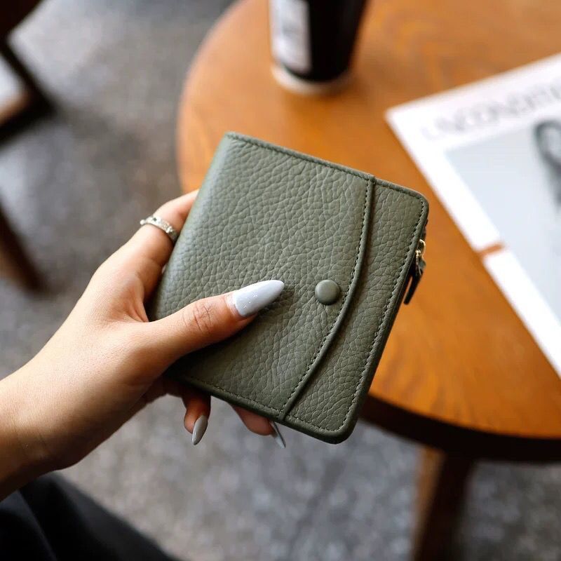 Textured Leather Zippered Coin Wallet Stornfield