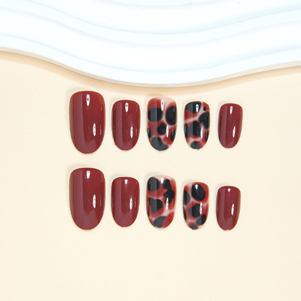 Premium Artistic Press-On Nail Design Stornfield