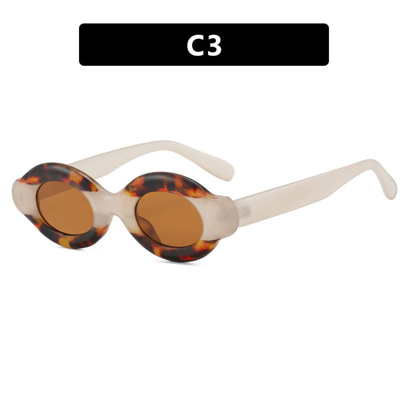 Women's sunglasses in trendy retro design with oval lenses Stornfield