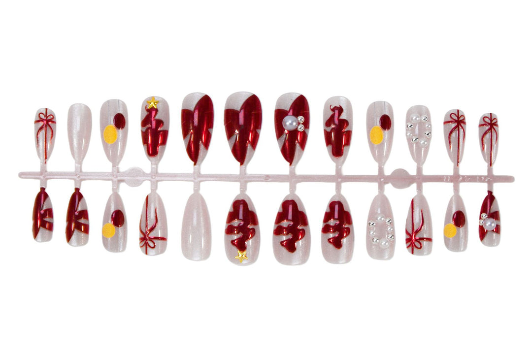 Artificial nail set with festive Christmas designs Stornfield