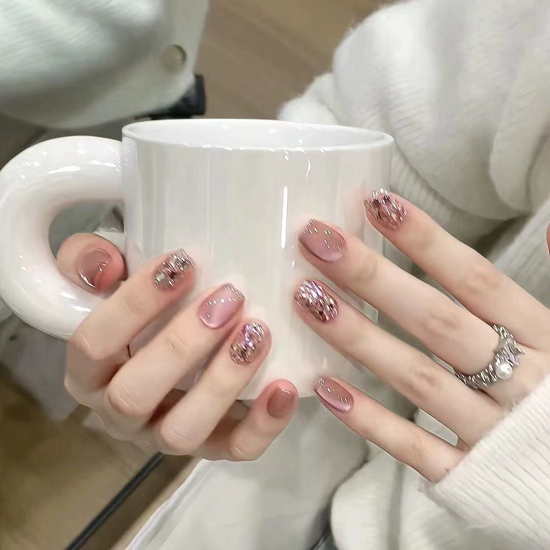 Artistic Floral-Embellished Press-On Nail Art Stornfield