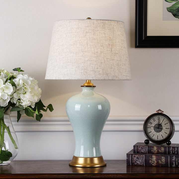 Elegant Ceramic Table Lamp with Gold Accents