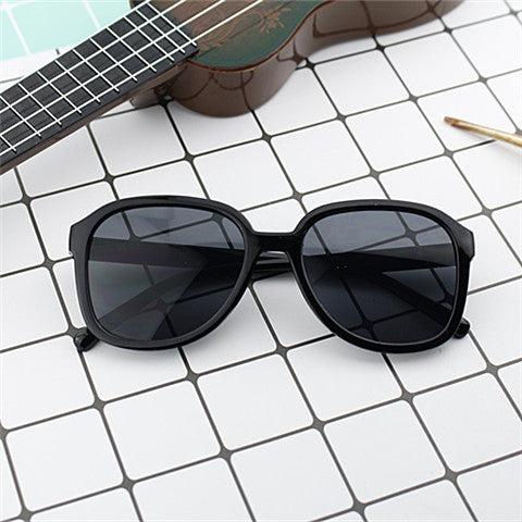 Women's Fashionable XXL Sunglasses with Sturdy Frame Stornfield