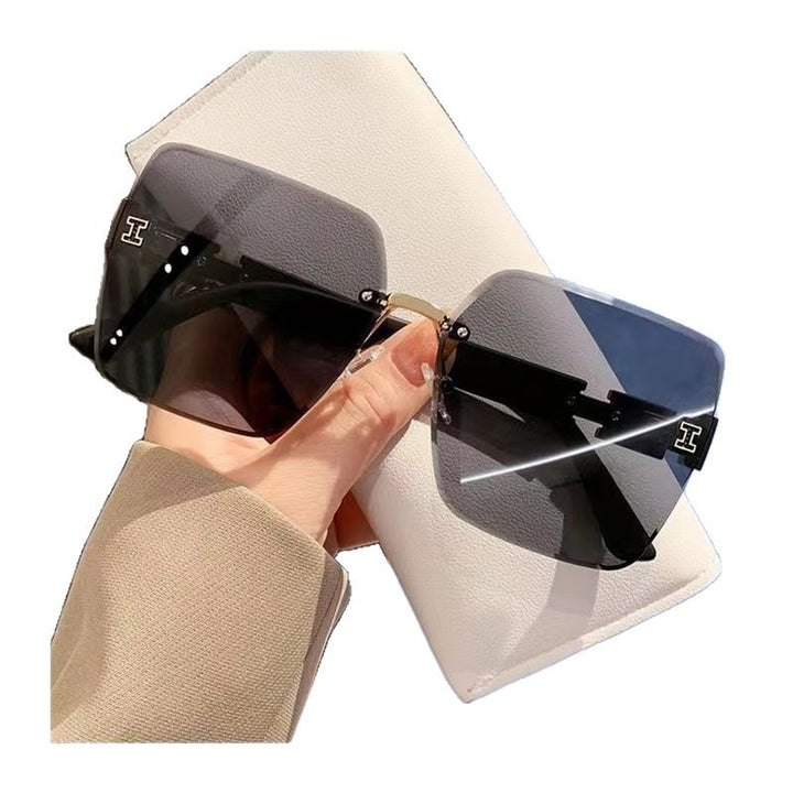 Oversized Square Fashion Sunglasses Stornfield