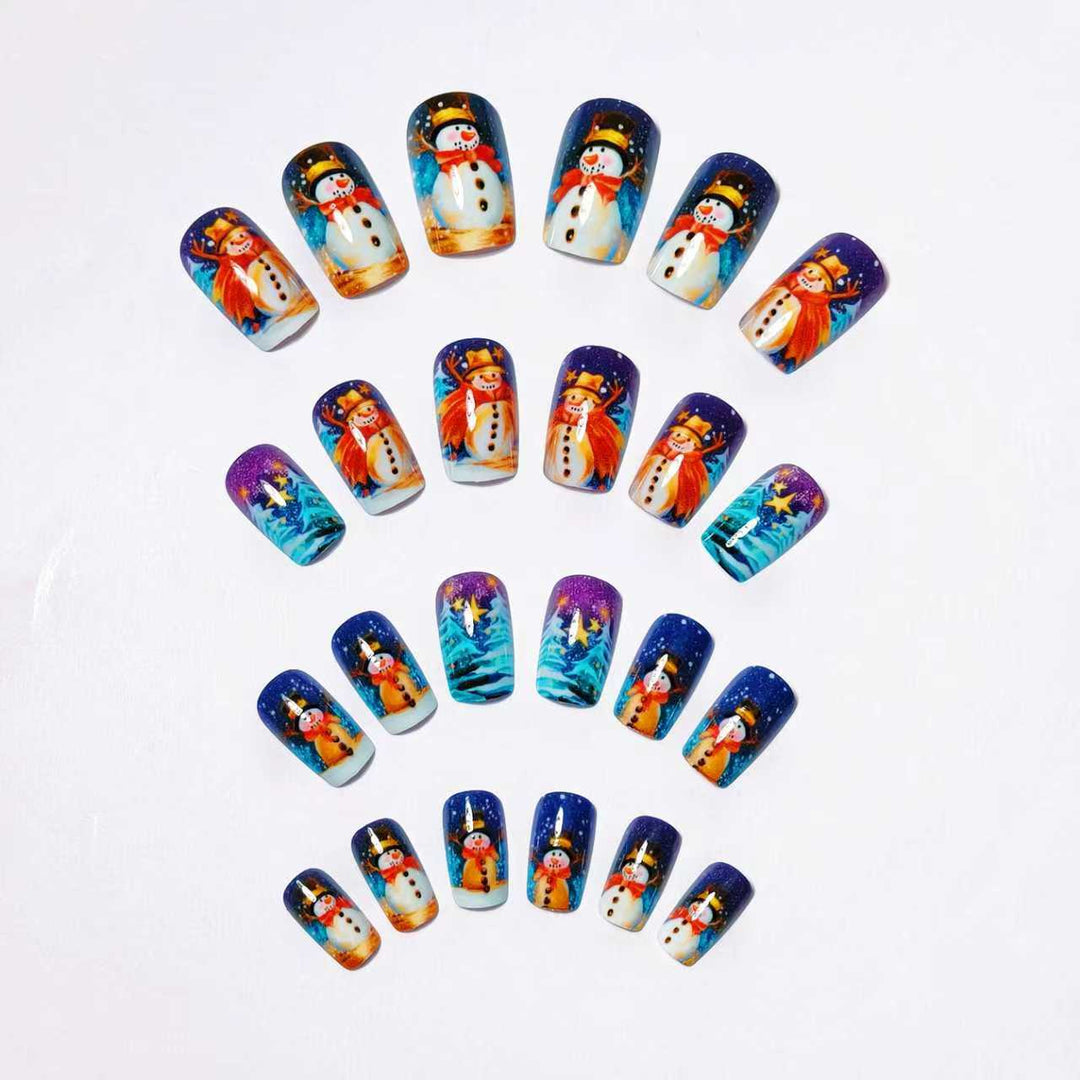 Artificial nails with cheerful snowman design Stornfield