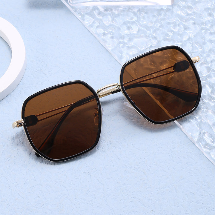 Women's Fashion Sunglasses with Square Design and Stylish Frame Stornfield