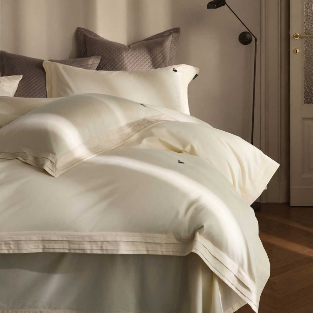 Breathable Long-Staple Cotton Duvet Cover Set with Micro-Embroidered Logo and Envelope Closure