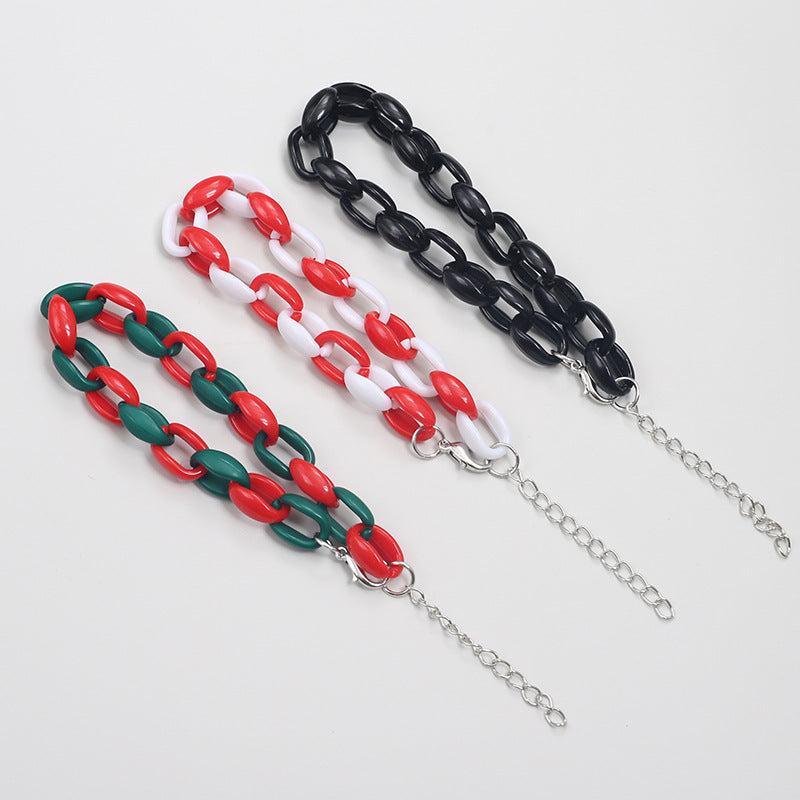 Versatile Fashion Statement Chain Stornfield