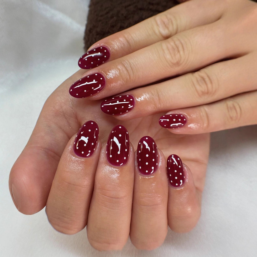 Artificial nails with exclusive spring design Stornfield