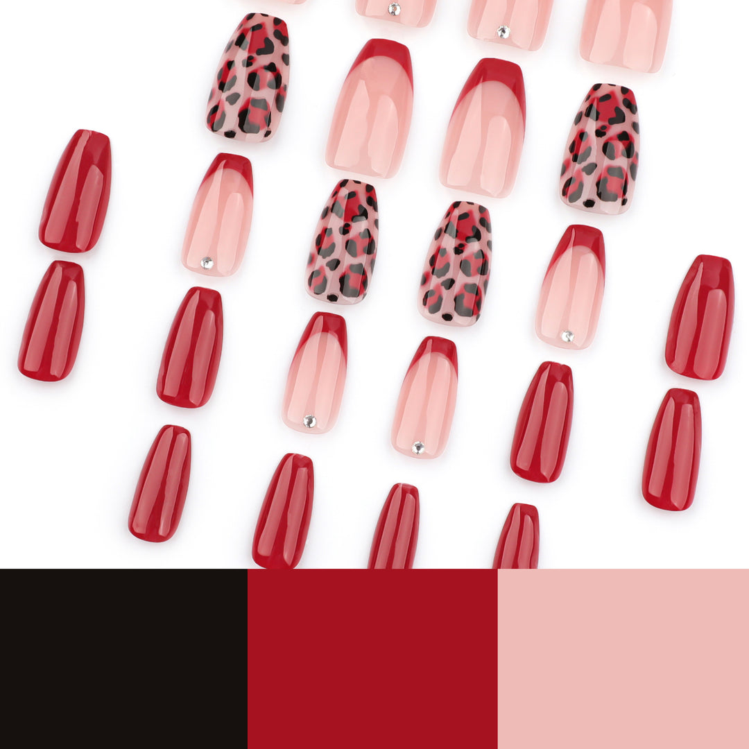 Artificial nail art with elegant leopard patterns Stornfield