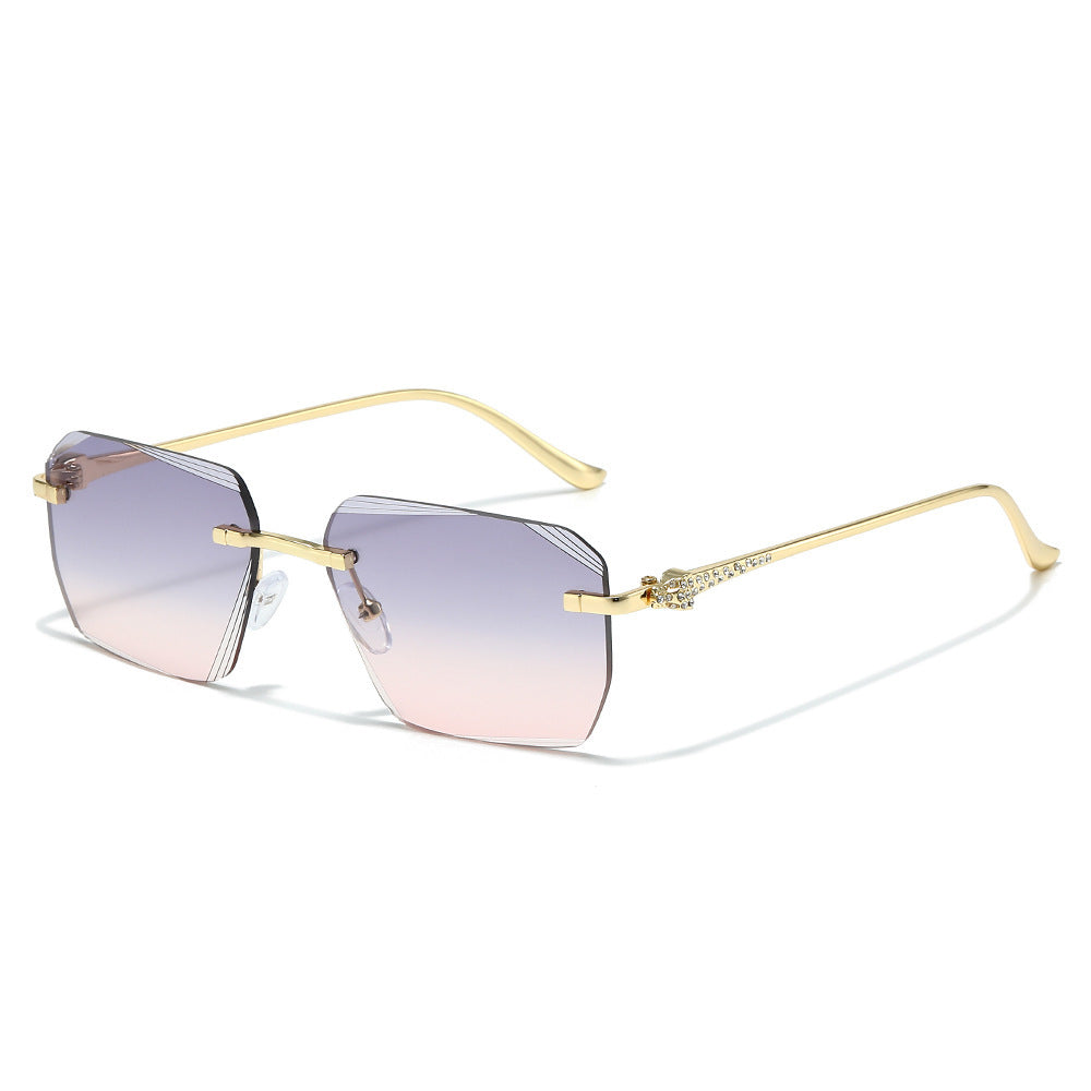 Fashion-Forward Geometric Shield Sunglasses Stornfield