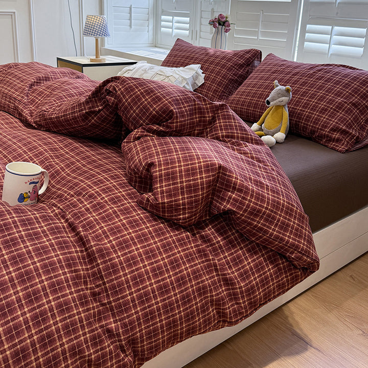 Cozy Plaid Bedding Set