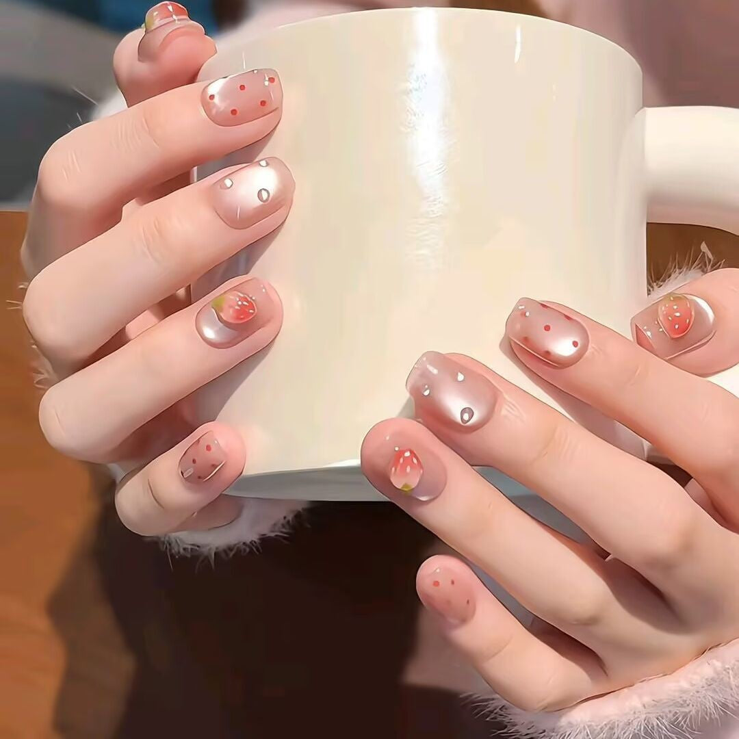 Artificial nails with romantic floral designs Stornfield