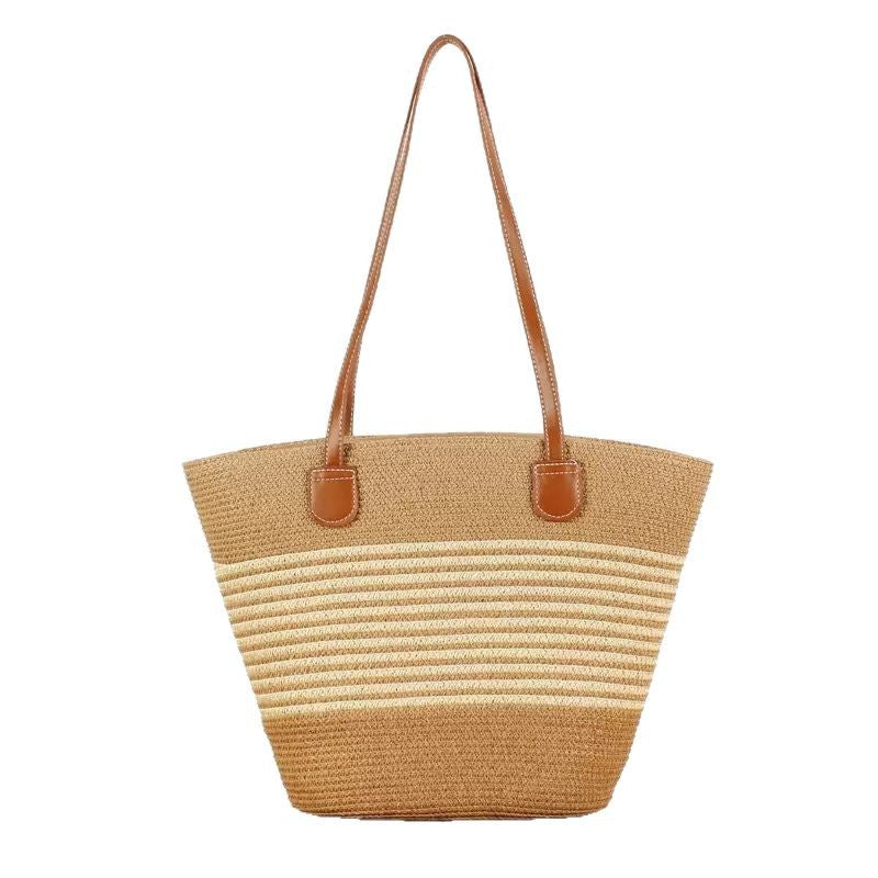 Beach bag with elegant woven design Stornfield