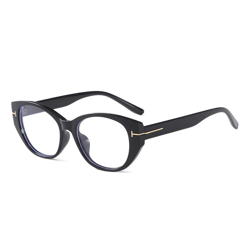 Women's Cat-Eye Sunglasses with Elegant Frame and Protective UV Filter Stornfield