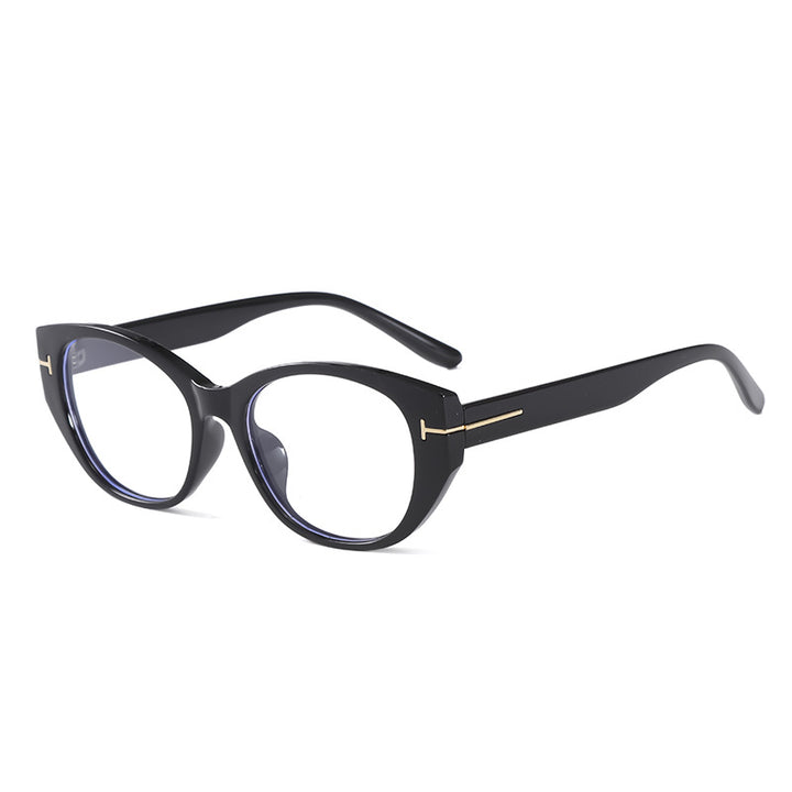 Women's Cat-Eye Sunglasses with Elegant Frame and Protective UV Filter Stornfield