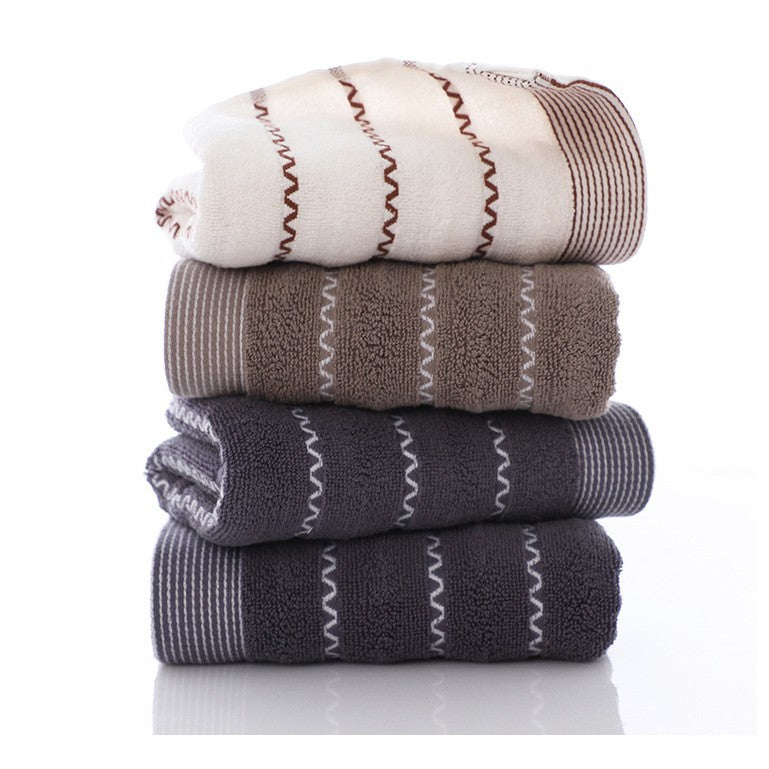 Ladies terry bath towel with modern stripes Stornfield