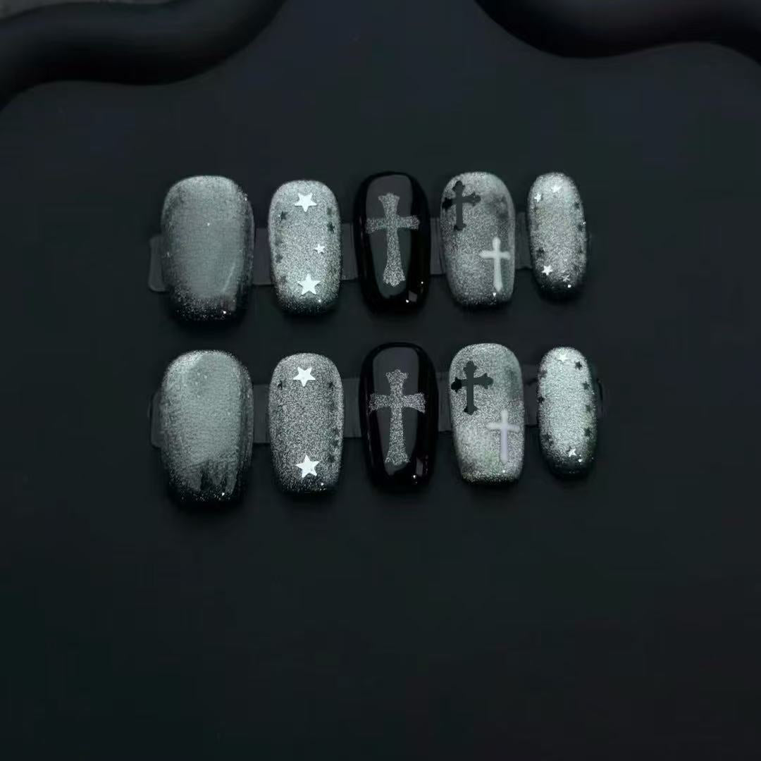 Gothic-Inspired Press-On Nail Art Set Stornfield