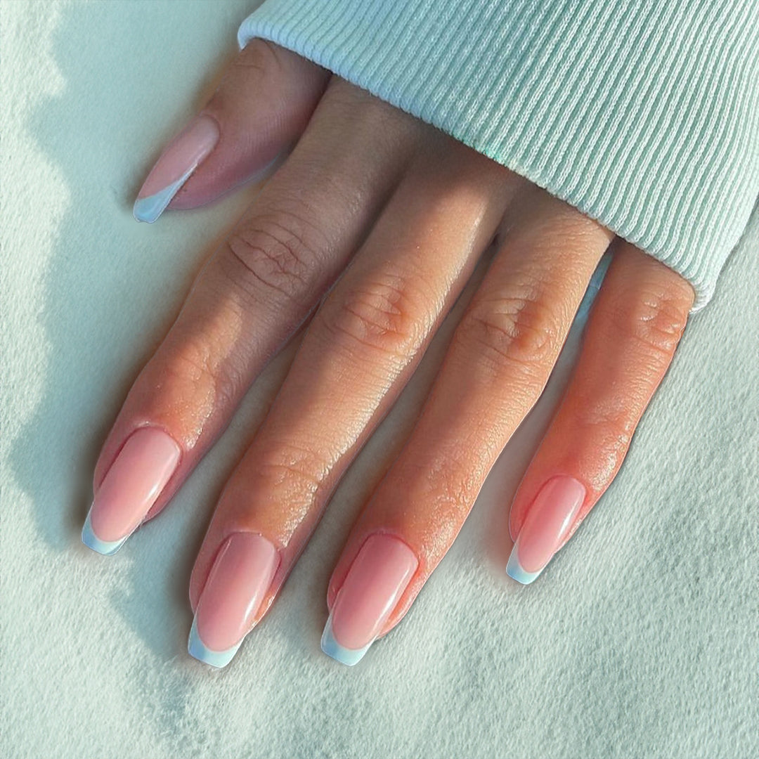 Artificial nail set with elegant French tips Stornfield