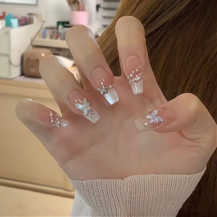 Artistic Floral-Embellished Press-On Nail Art Stornfield