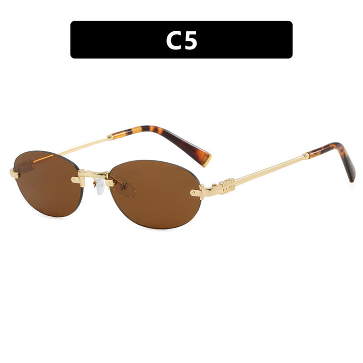 Women's fashion sunglasses with oval frame and elegant accents Stornfield