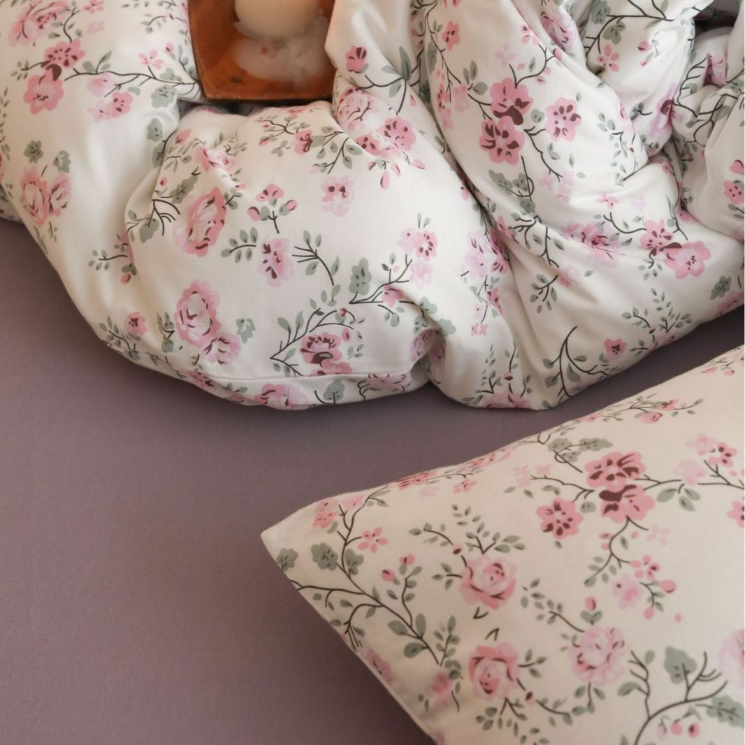 Decorative Floral Print Bedding Set Stornfield